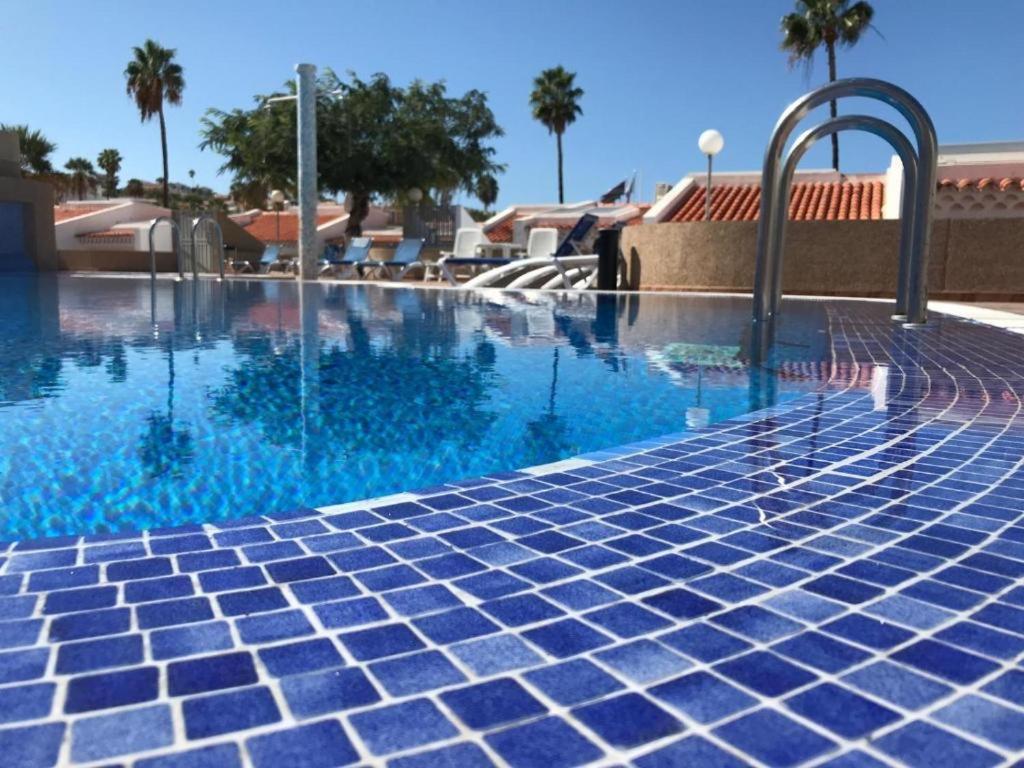 אדחה 100 Island Village Julia מראה חיצוני תמונה
